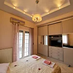 Nik Cougar Apartmnet