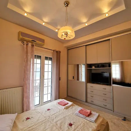 Nik Cougar Apartmnet