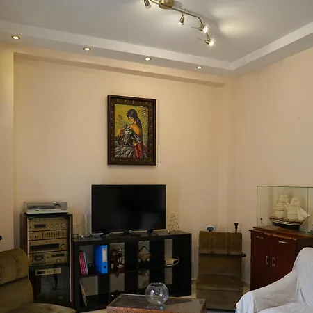 Daire Nick Cougar Apartmnet Ermoupoli