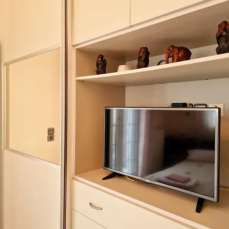 Nick Cougar Apartmnet * Ermoupoli