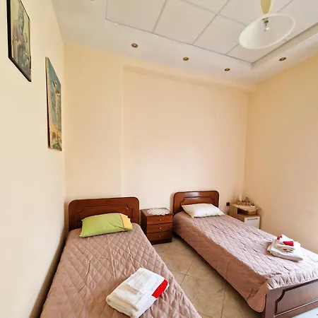 Daire Nick Cougar Apartmnet