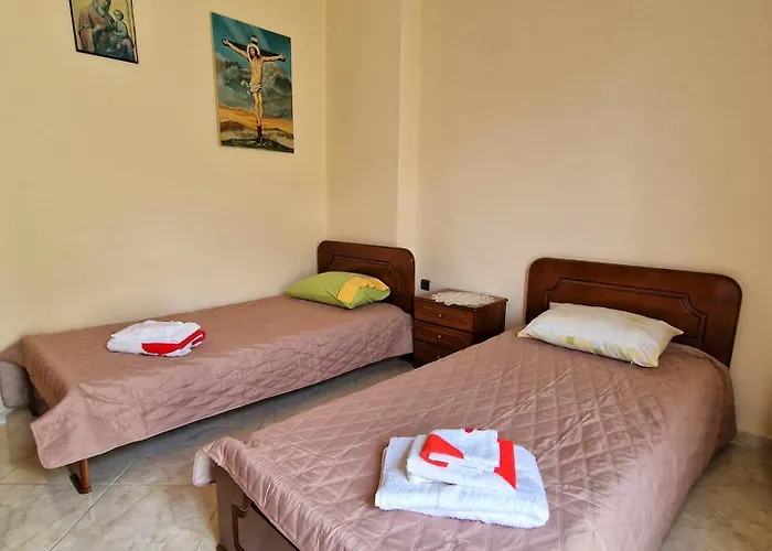 Nick Cougar Apartmnet Apartamento Ermoupoli