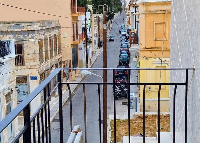 Nick Cougar Apartmnet * Ermoupoli